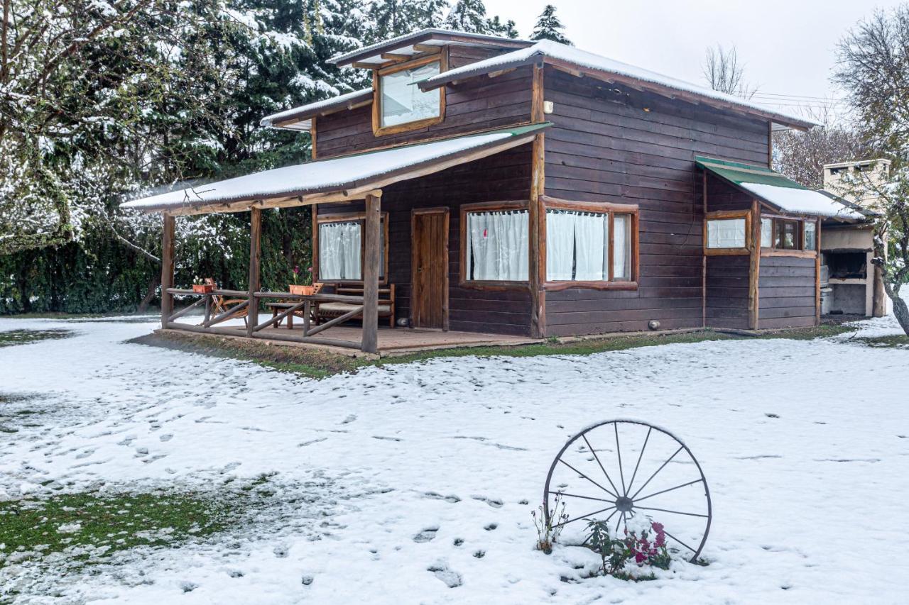 Cabanas Cuatro Horizontes Villa General Belgrano Luaran gambar